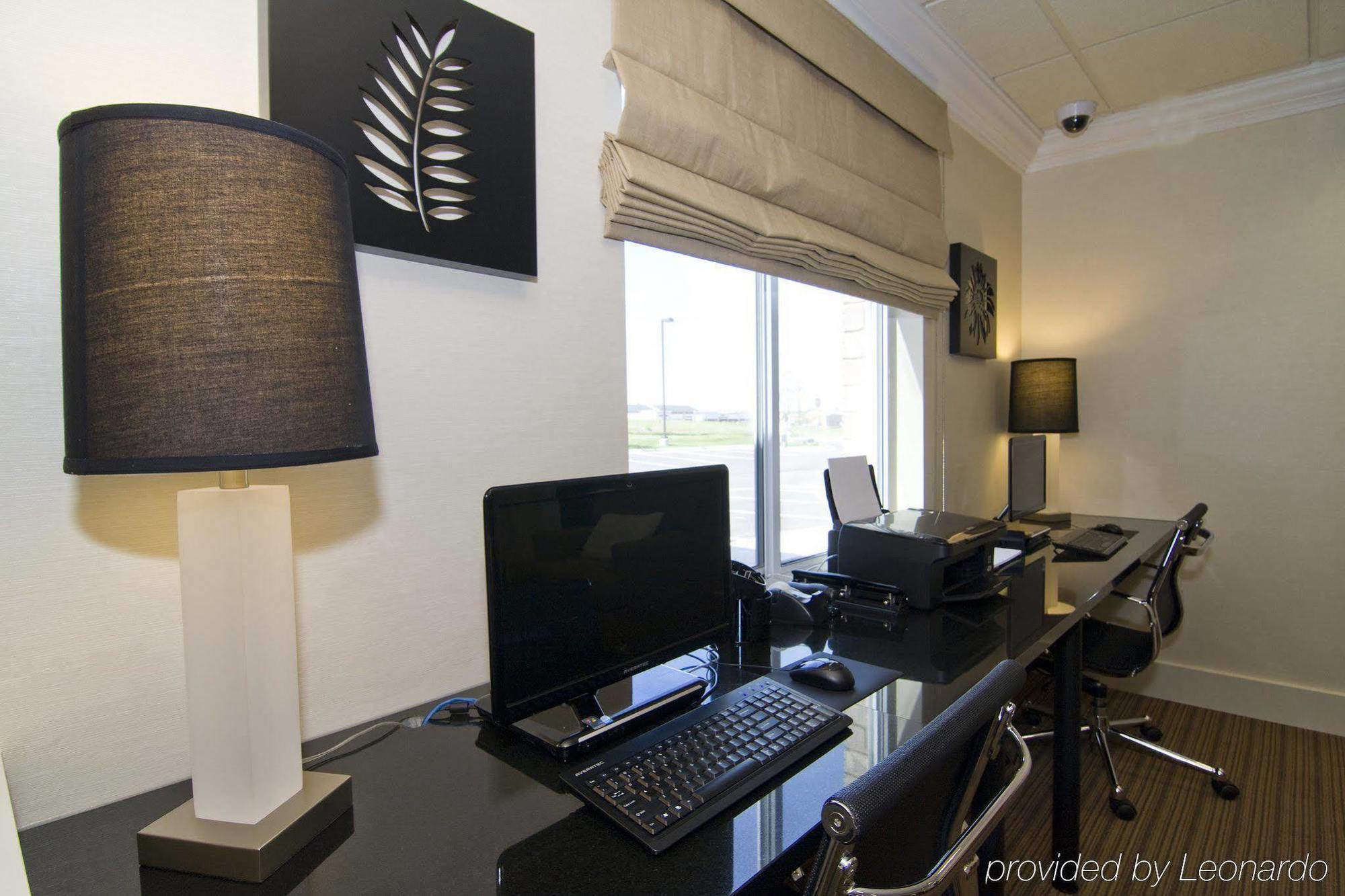 Holiday Inn Express Hotel & Suites Rogers By Ihg Facilidades foto